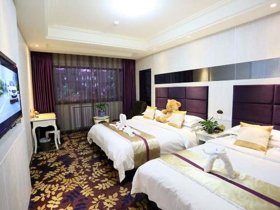 Carnival Boutique Hotel